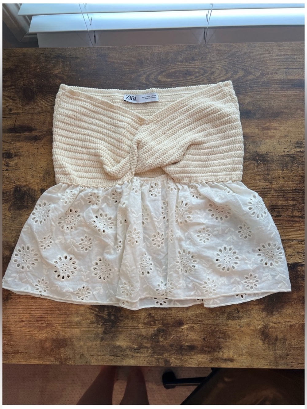 Zara Strapless Eyelet Peplum Top Ivory Crochet Twist Front Bandeau Large - Picture 8 of 9